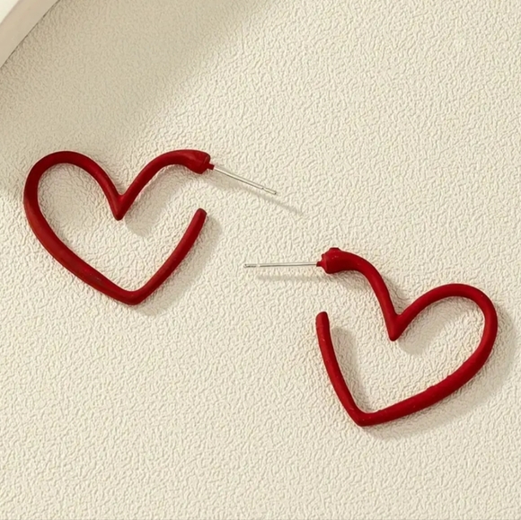 Red Heart Earrings - Picture 1 of 2
